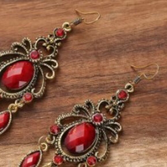 Vintage Luxury Flower Design Synthetic Red Gems Inlaid Dangle Earrings - Picture 2 of 7